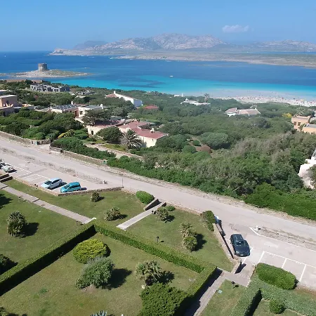 Case Vacanza Rocca Ruja Апартаменты