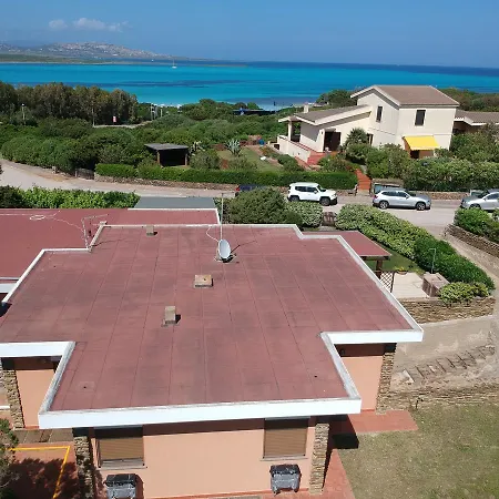 Case Vacanza Rocca Ruja Стинтино